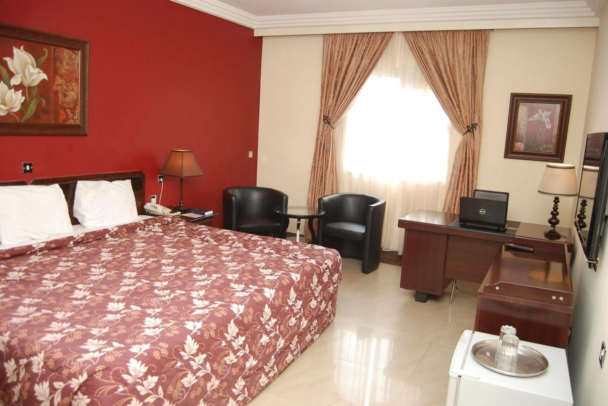 Agura Hotel Abuja Ngoại thất bức ảnh