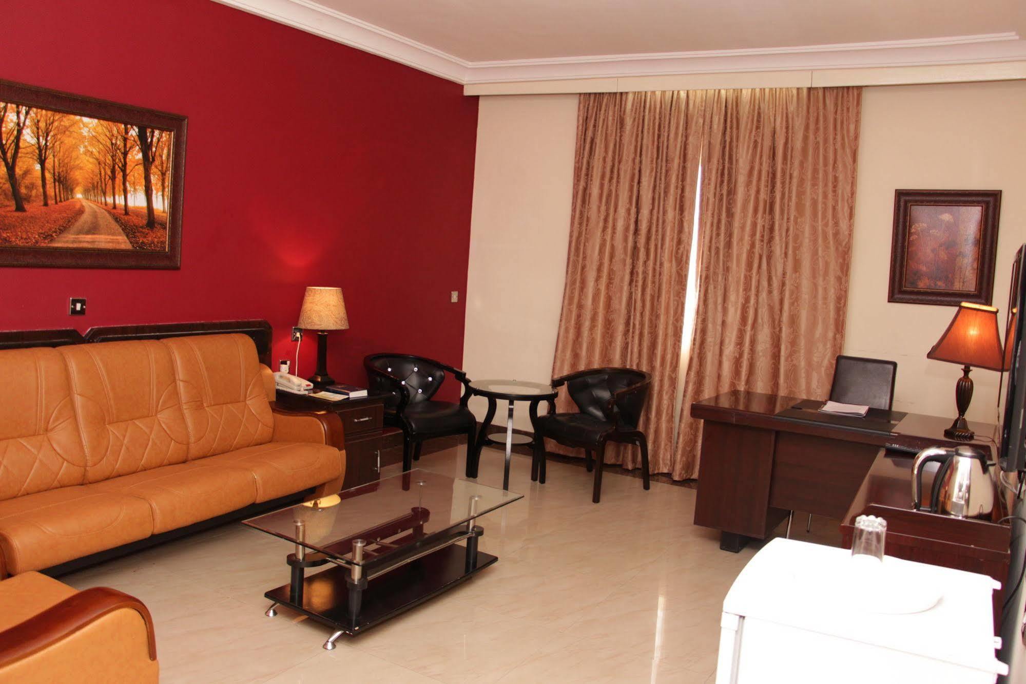 Agura Hotel Abuja Ngoại thất bức ảnh
